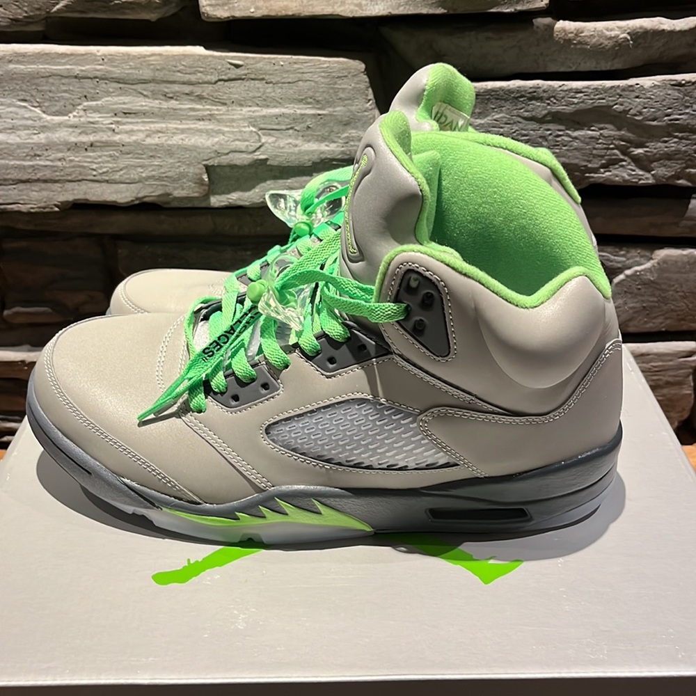 Brand NEW Jordan 5 Retro “Green Beans”